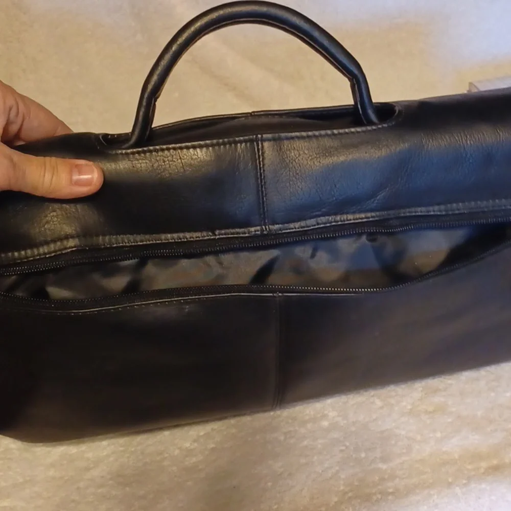 Genuine leather brief case made in Columbia black leather